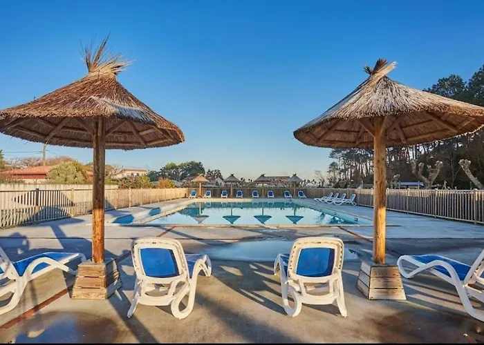 Domaine Iratzia Erromardie - T2 *